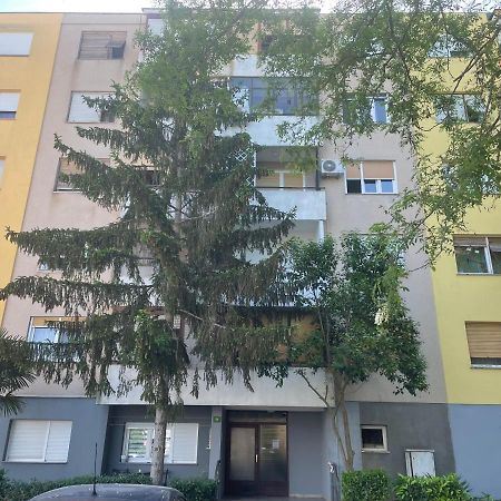 New Two Bedroom Apartment Maloni Pula Luaran gambar