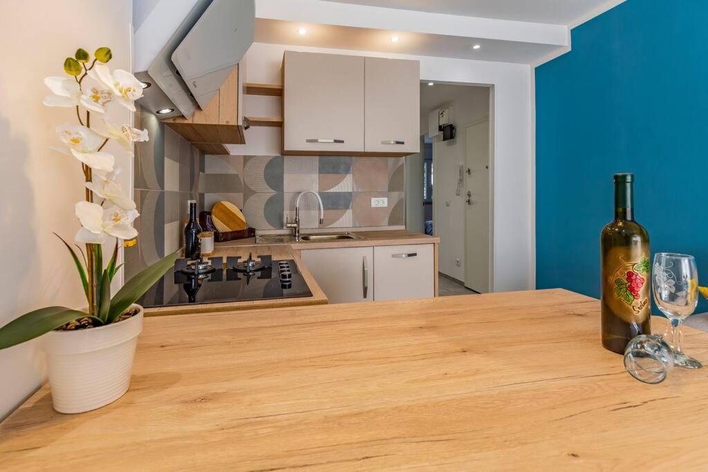 New Two Bedroom Apartment Maloni Pula Luaran gambar