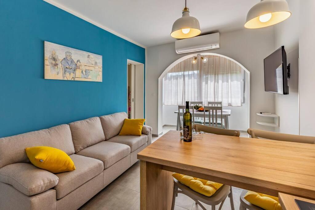 New Two Bedroom Apartment Maloni Pula Luaran gambar